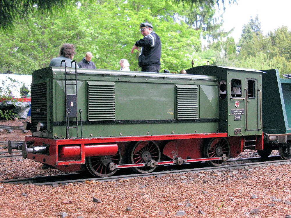 Taunusbahn Lok 2018 (Spur 5) des DBCT Taunus. DBC Taunus Oberursel Mai 2012.