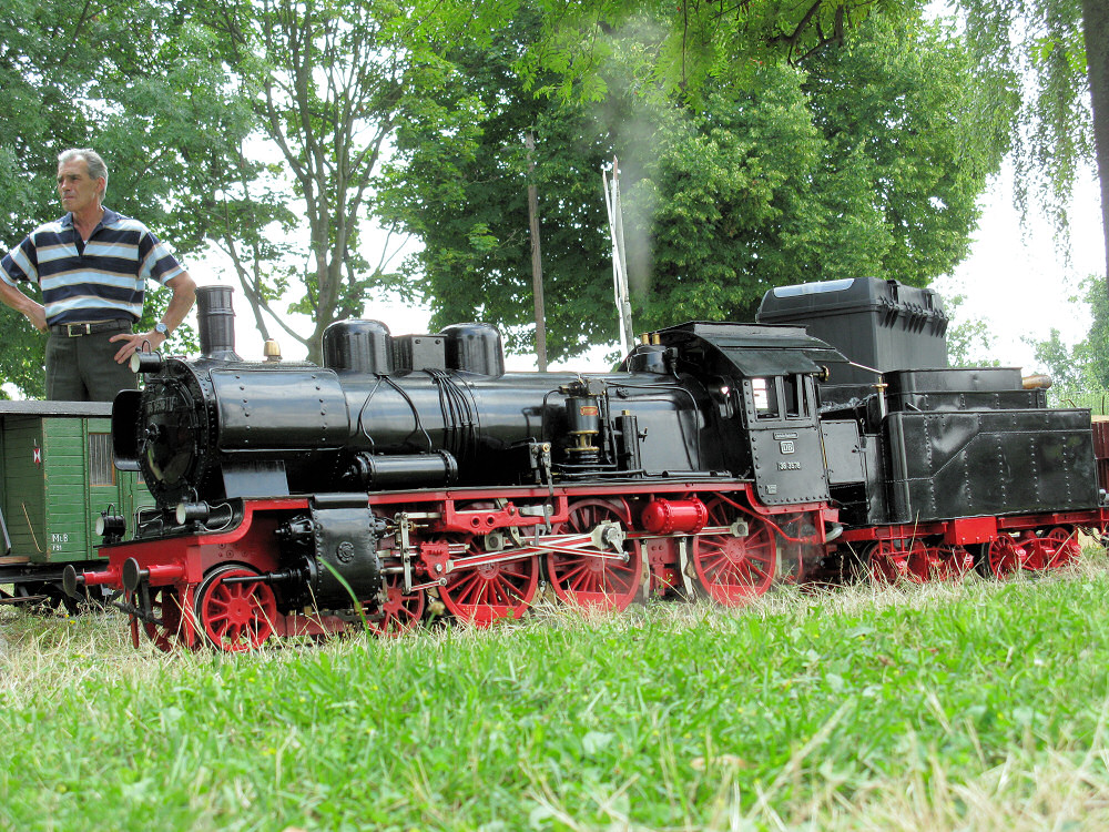 38 3578 (Spur 5) von Andreas Kahlert, Frankfurt (ex Schultz Oberursel). DBC Rhein-Main Gustavsburg Juli 2014.