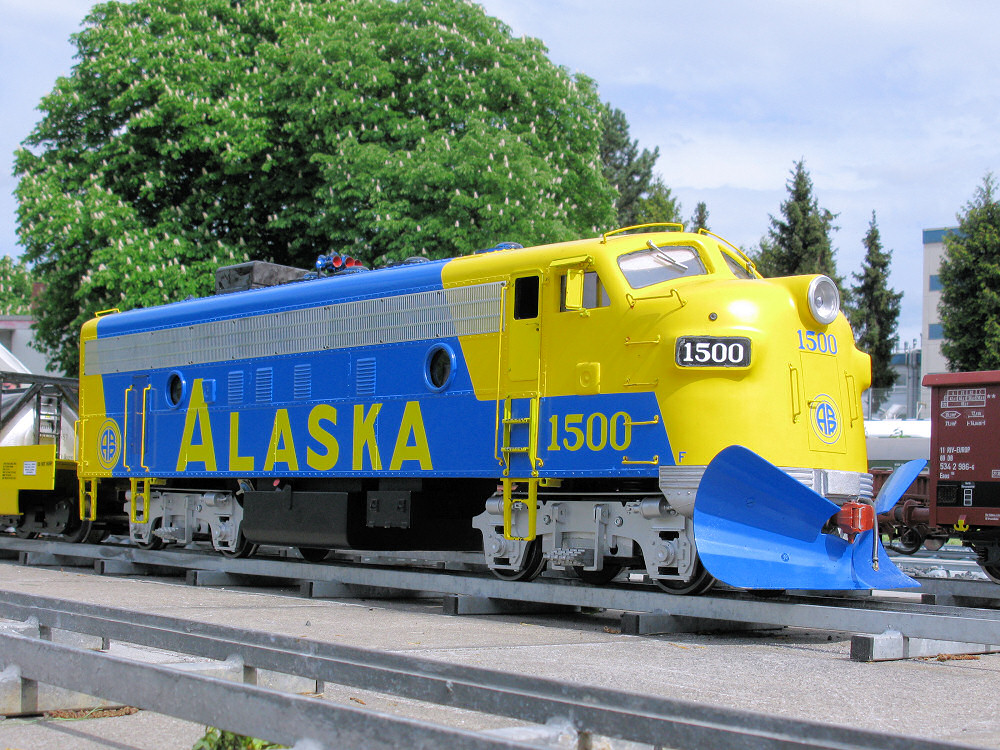 Alaska RR F7 Nr 1500 (Spur 5) von Bertold Kremer, Essen. Rhein-Lahn-Bahn Oberlahnstein Mai 2015.