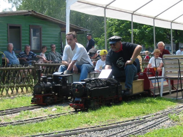 Doppelausfahrt Lok Gustavsburg und 99 222, 29. Mai 2005