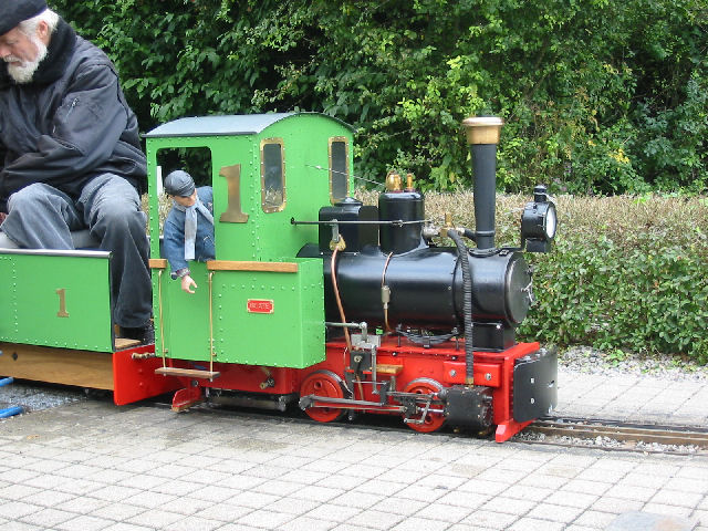 Feldbahnlok (Spur 7) von R. Erteld beim Dampfspektakel der Dampfbahner Plochingen 01.09.2007.