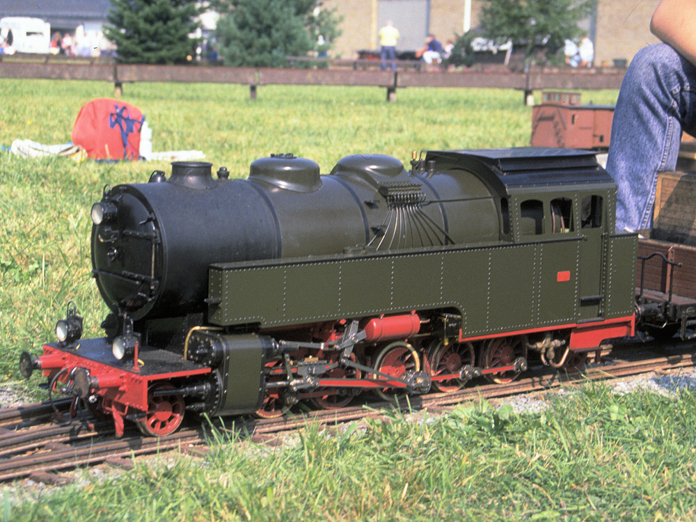 Lok der HBE auf 5 Zoll Spur / HBE_Loco on 5" gauge