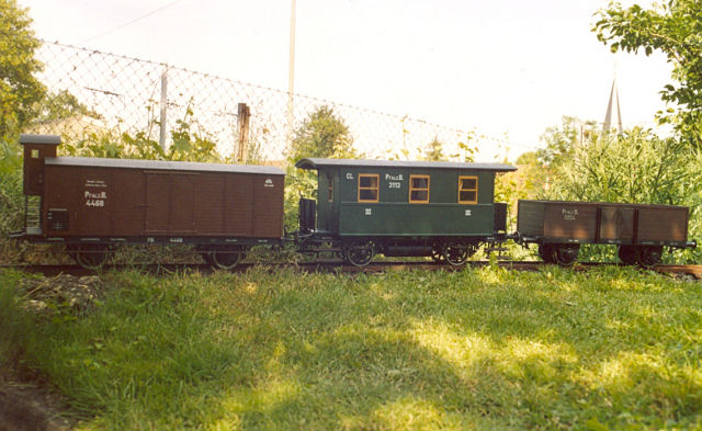 Lokalbahnzug der Pfalzbahn (Spur 5) von Klaus Decker, Juni 2006.